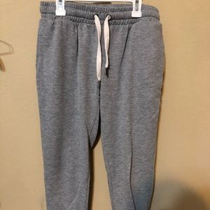 grey sweatpants